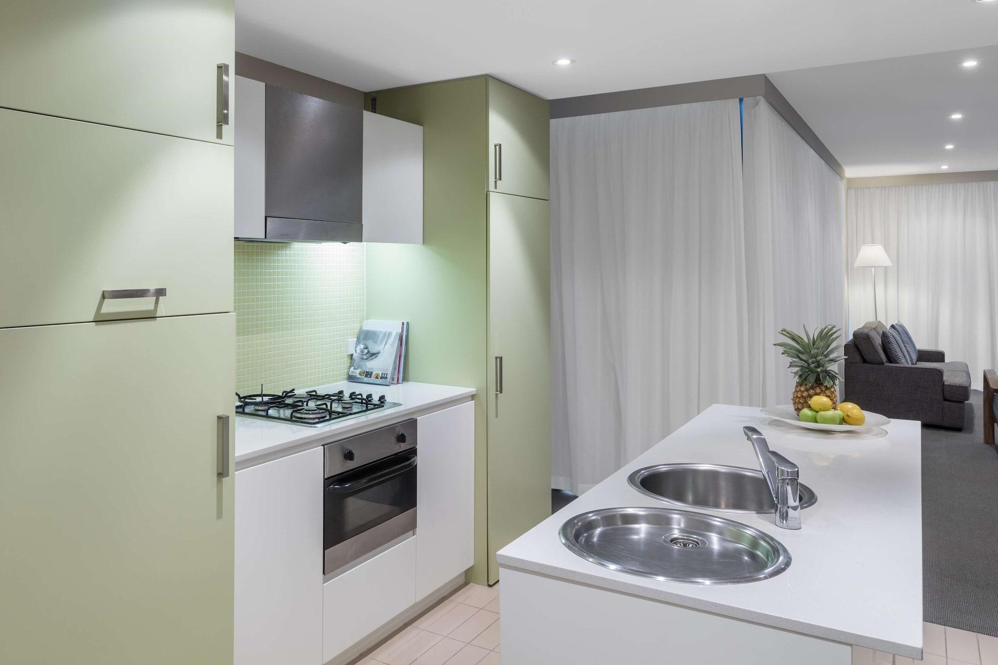 Oaks Glenelg Liberty Suites Adelaide Buitenkant foto