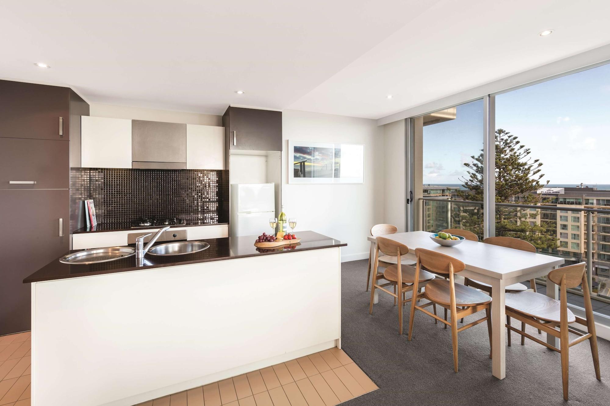 Oaks Glenelg Liberty Suites Adelaide Buitenkant foto