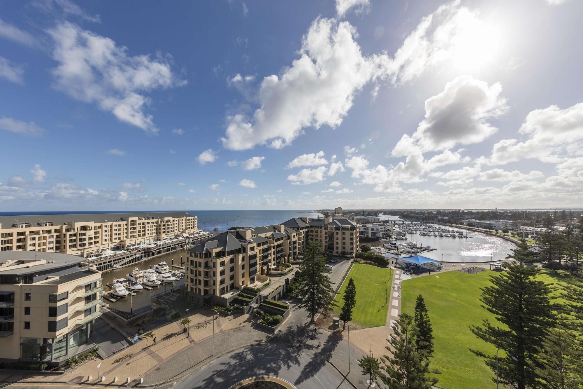 Oaks Glenelg Liberty Suites Adelaide Buitenkant foto