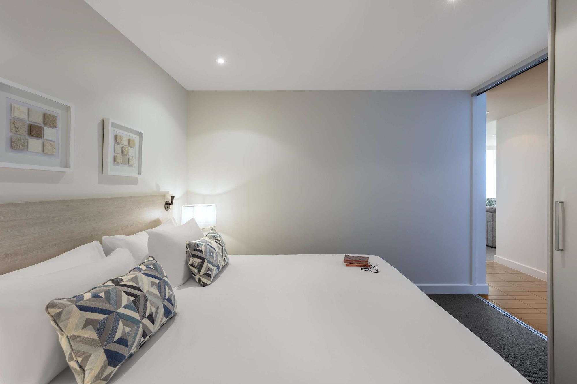 Oaks Glenelg Liberty Suites Adelaide Buitenkant foto