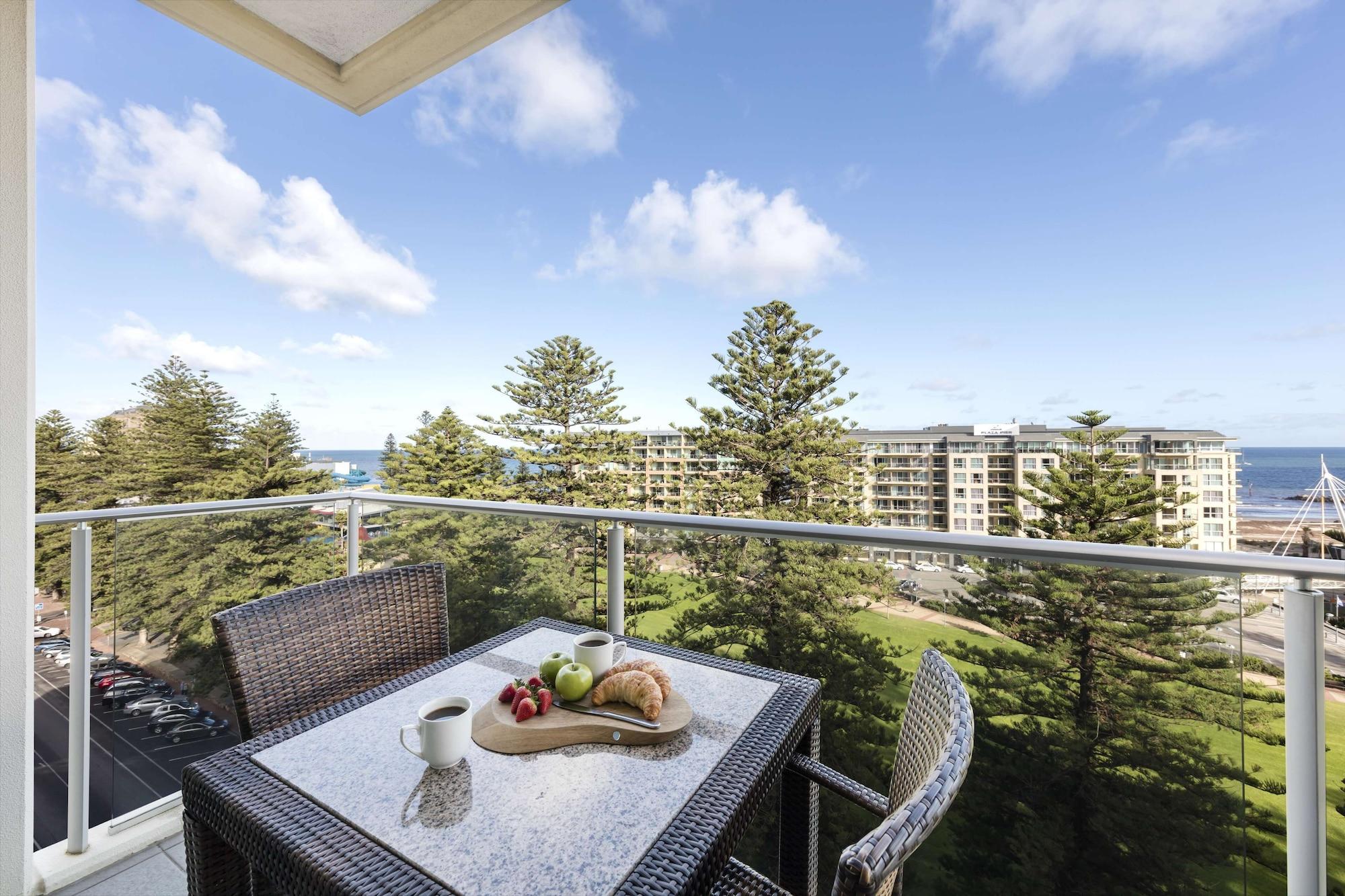 Oaks Glenelg Liberty Suites Adelaide Buitenkant foto