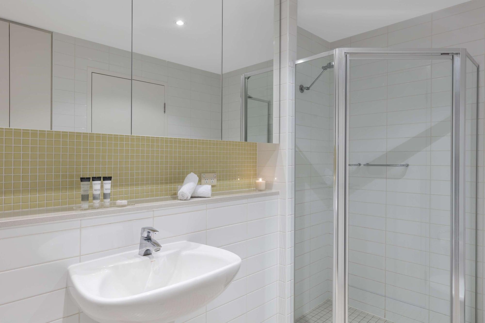 Oaks Glenelg Liberty Suites Adelaide Buitenkant foto