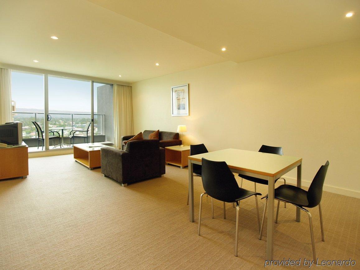 Oaks Glenelg Liberty Suites Adelaide Buitenkant foto